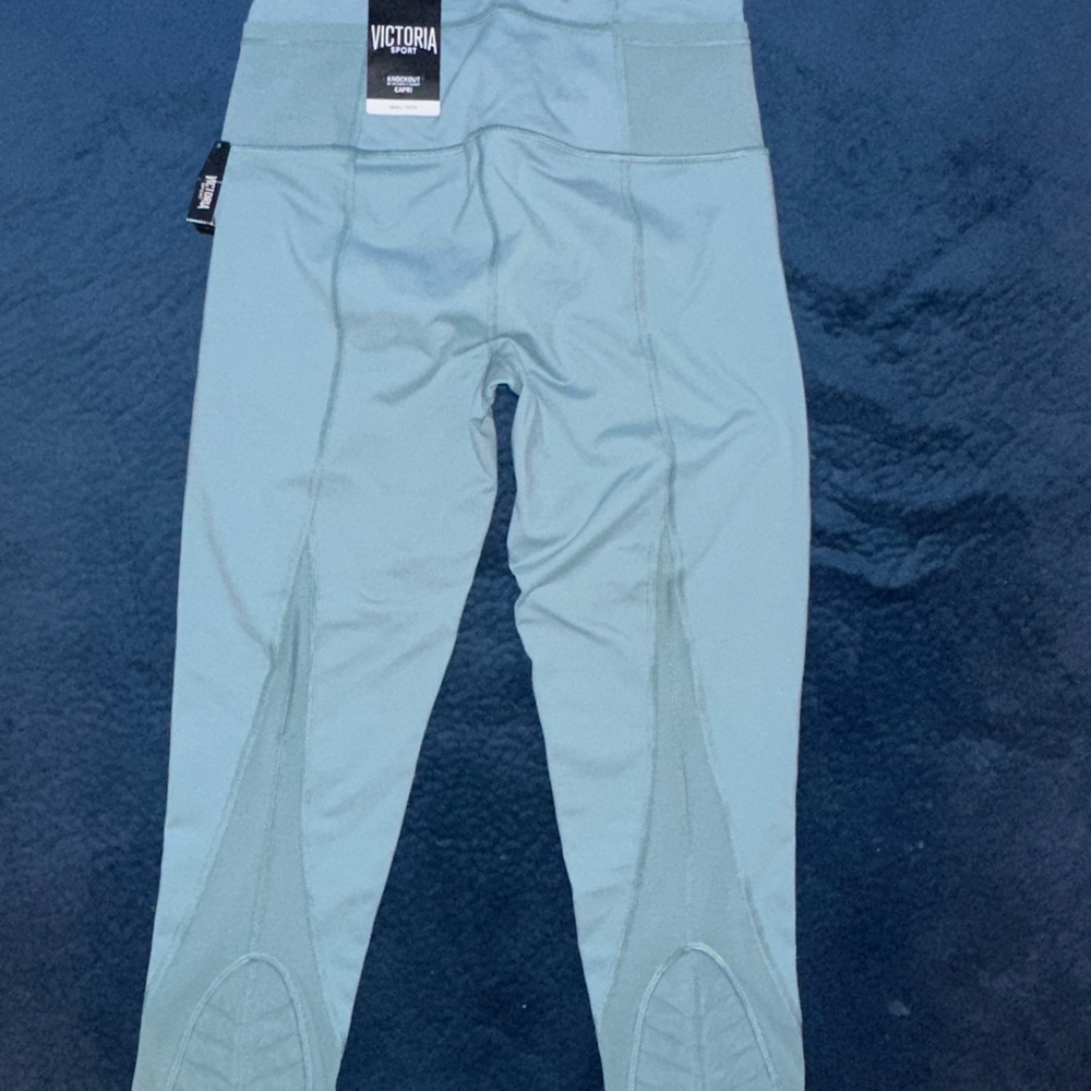 Victoria's Secret Sport Knockout Capris Pants